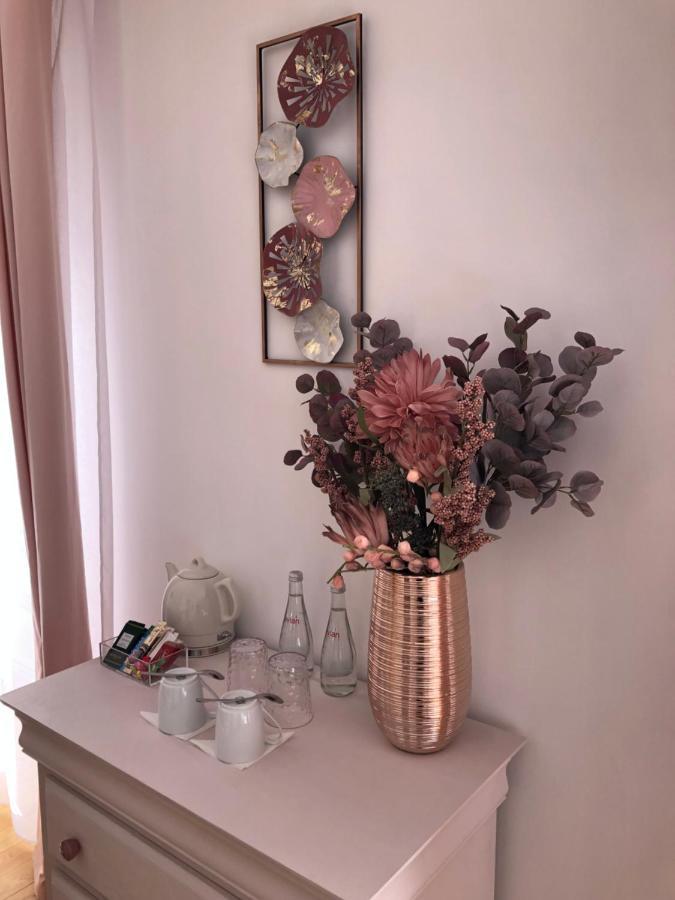 Bed and Breakfast Le Coeur De La Bastide - Adult Only Carcassonne Exterior foto