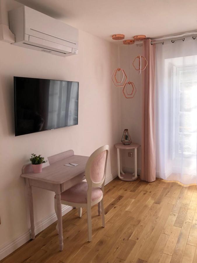Bed and Breakfast Le Coeur De La Bastide - Adult Only Carcassonne Exterior foto