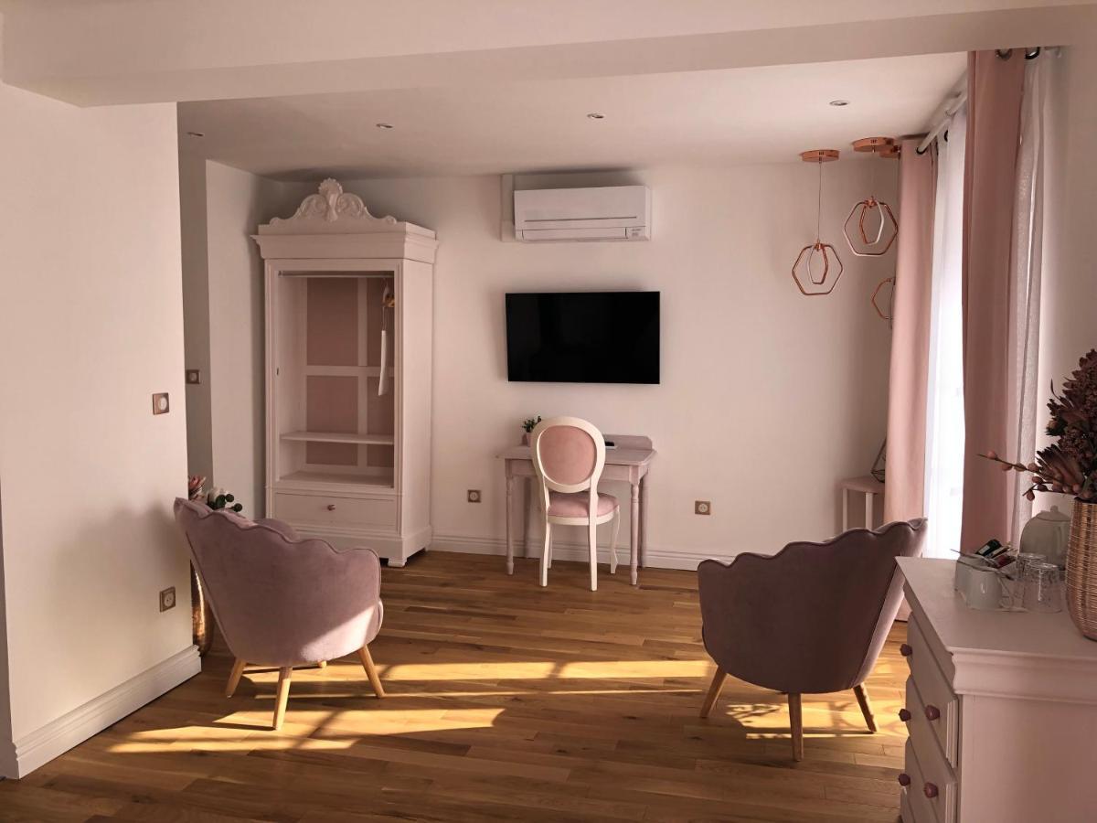 Bed and Breakfast Le Coeur De La Bastide - Adult Only Carcassonne Exterior foto