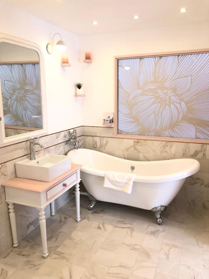 Bed and Breakfast Le Coeur De La Bastide - Adult Only Carcassonne Exterior foto